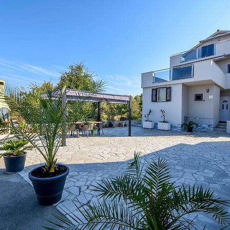 Apartments Visnja Rogoznica  Εξωτερικό φωτογραφία