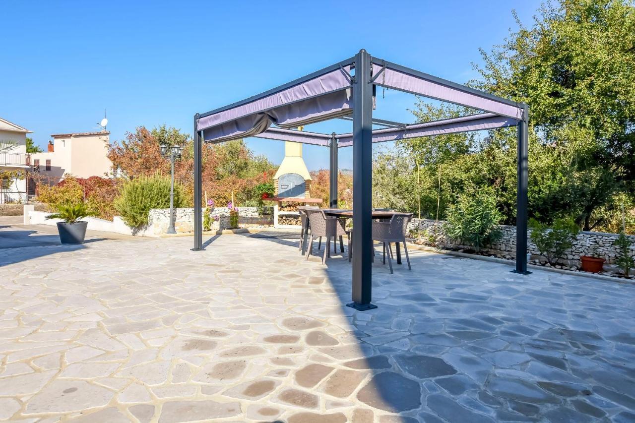 Apartments Visnja Rogoznica  Εξωτερικό φωτογραφία