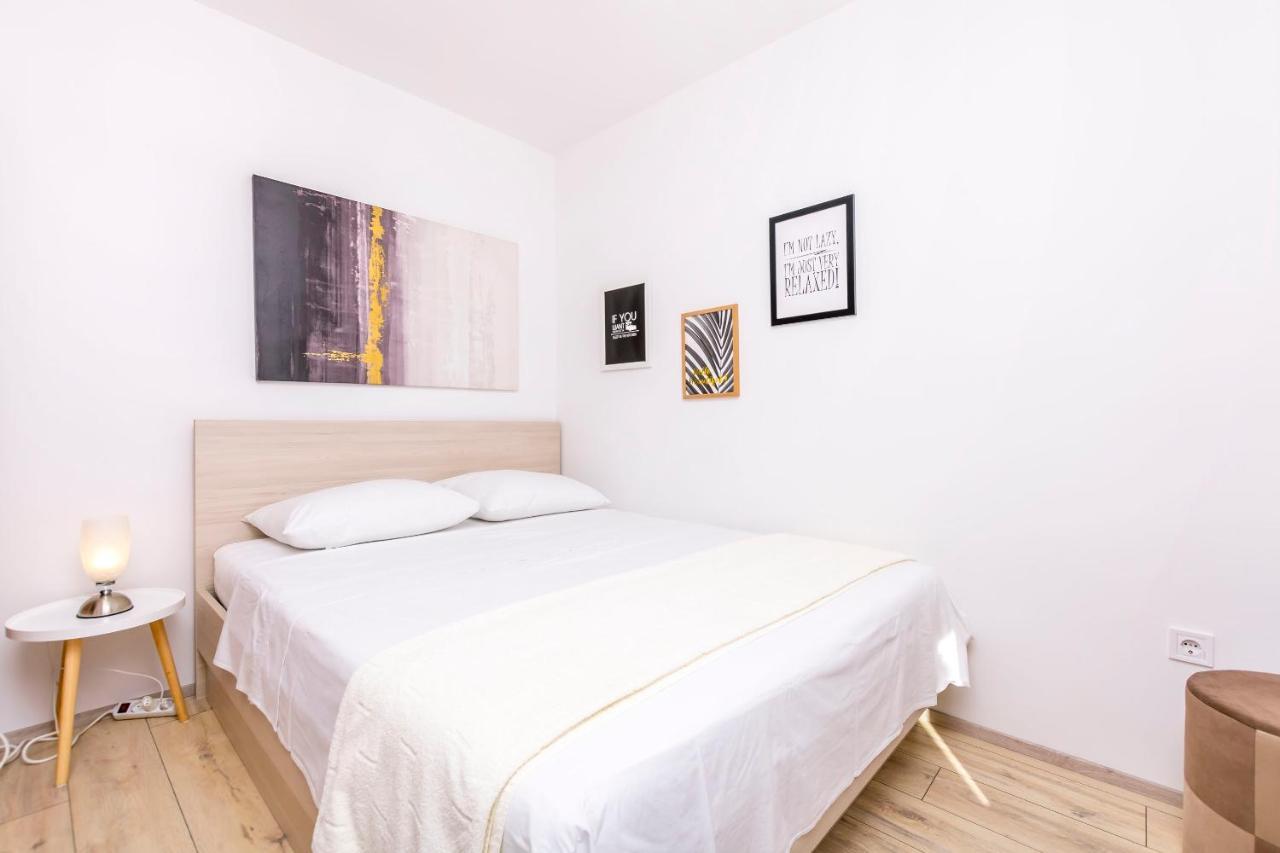 Apartments Visnja Rogoznica  Εξωτερικό φωτογραφία