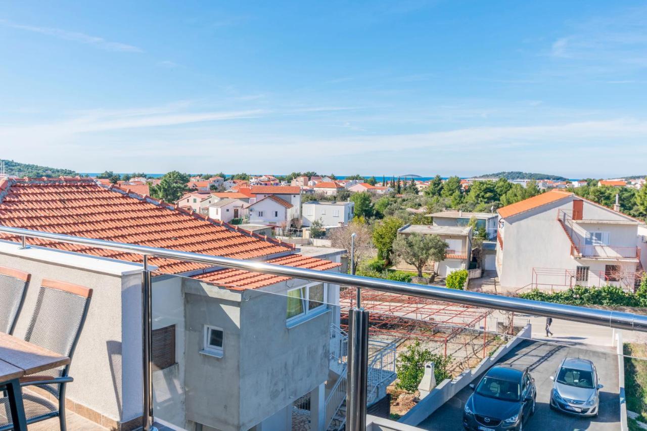 Apartments Visnja Rogoznica  Εξωτερικό φωτογραφία