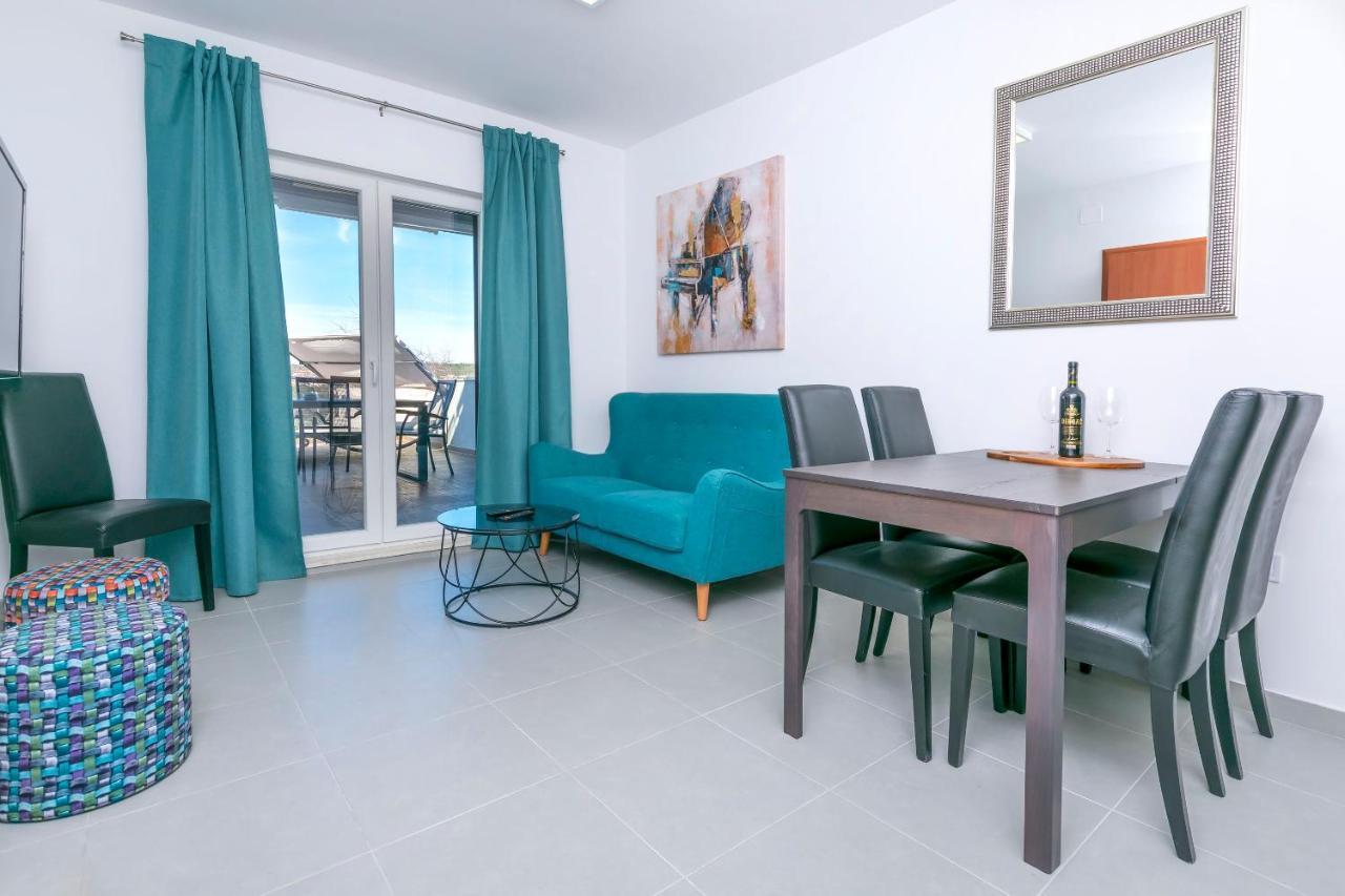Apartments Visnja Rogoznica  Εξωτερικό φωτογραφία